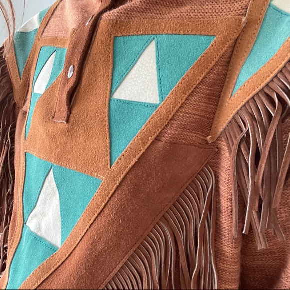 ❤️ Gorgeous Vintage Suede + Leather Sweater - Picture 4 of 5